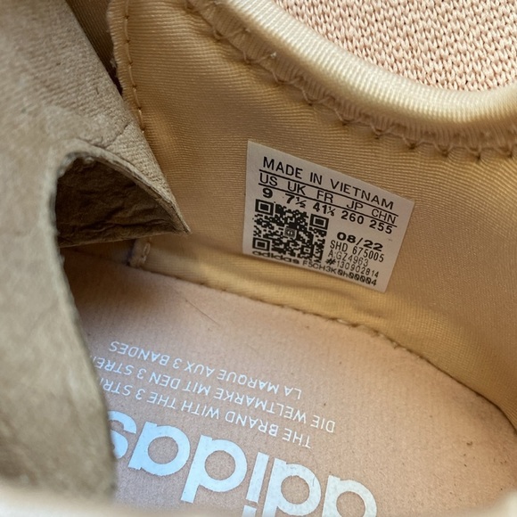 Adidas NMD R1 Halo White Blush - Picture 9 of 11